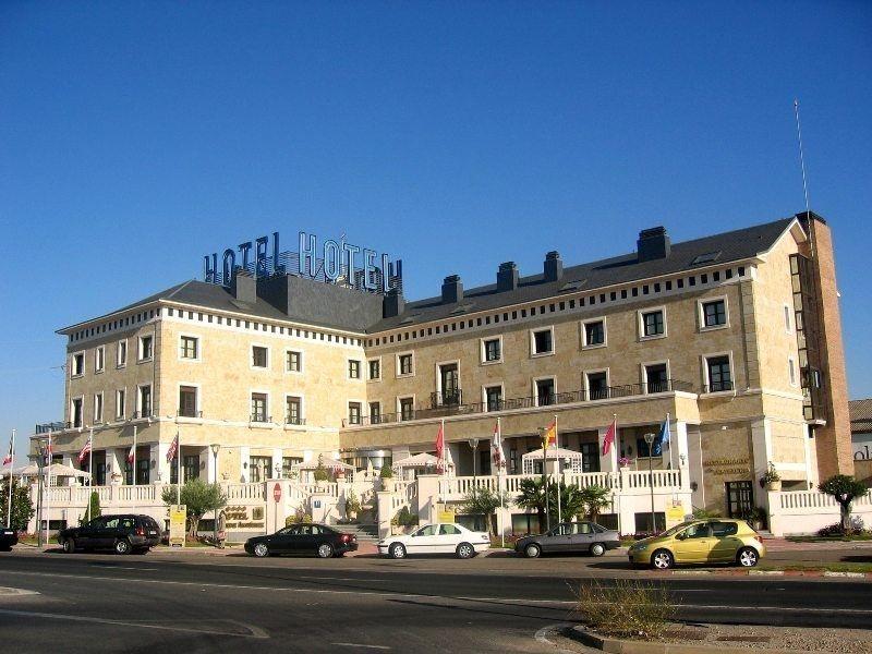 Hotel Conde Ansurez By Almia Hoteles Valladolid Exterior photo